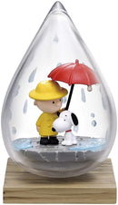Snoopy & Charlie Brown Peanuts Snoopy Weather Terrarium Figure