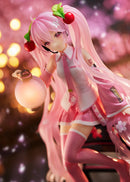 Hatsune Miku Vocaloid Artist MasterPiece + Sakura Lantern Ver. Figure