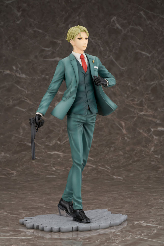 Loid Forger Spy x Family 1/7 Scale Figure