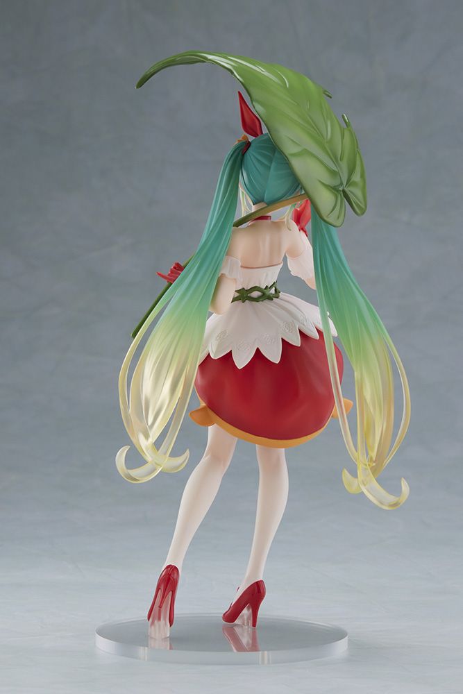 Hatsune Miku Thumbelina Wonderland Figure