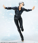 Victor Nikiforov with Makkachin G.E.M. Series YURI!!! on ICE 1/8 Scale Figure